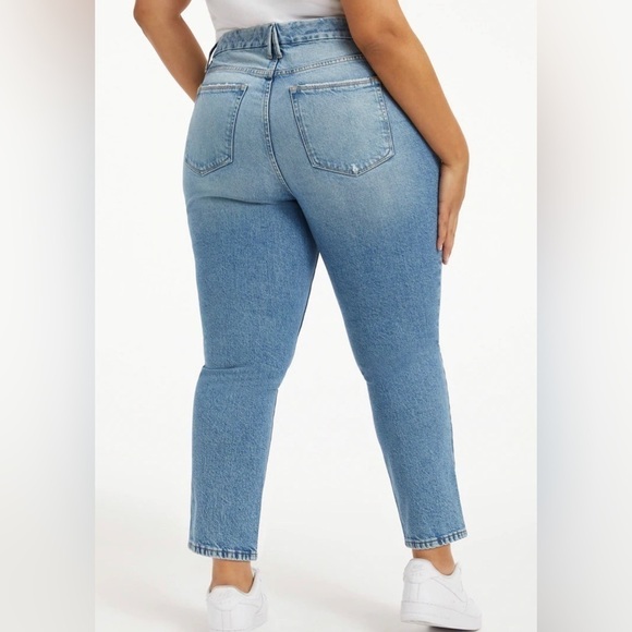 Good American Good Classic Jeans in Size 12/31 NWT IN Indigo046 - Picture 5 of 11